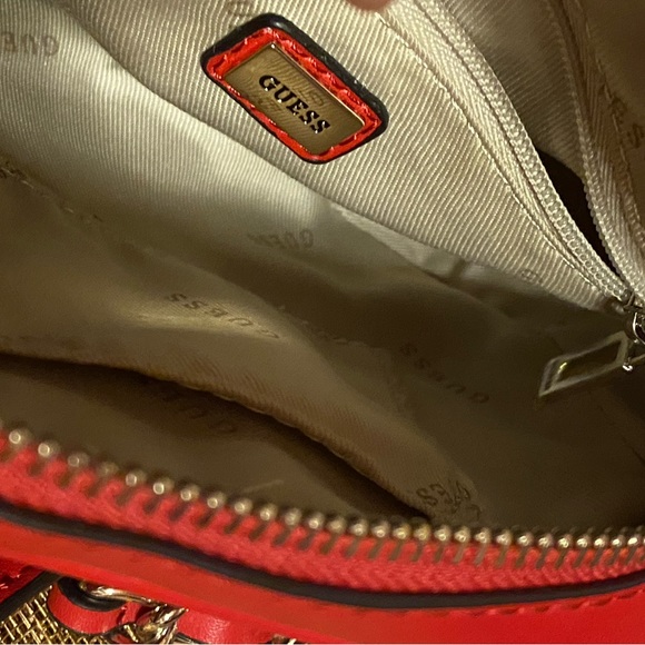 Guess camera bag - Picture 13 of 16